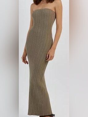 DISSH Sienna Moss Ribbed Strapless Maxi Knit Dress Medium